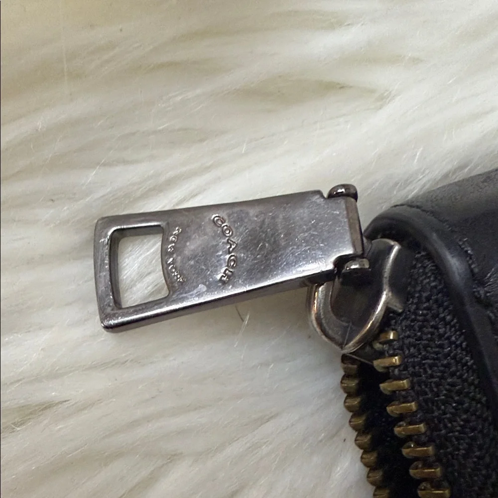 Rip And Repair Accordion Wallet